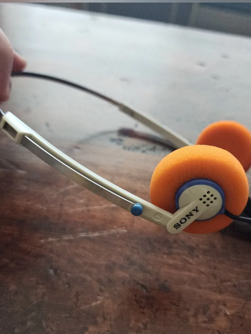 SONY MDR-10 Walkman Lightweight Headphones w/ NEW Orange Pads TESTED WORKING